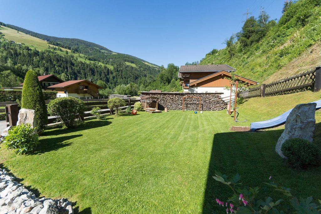 Ferienhaus Christine Taxenbach Exterior foto